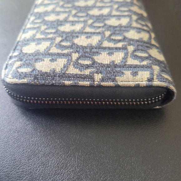 Dior Zip Wallet - Picture 4 of 6